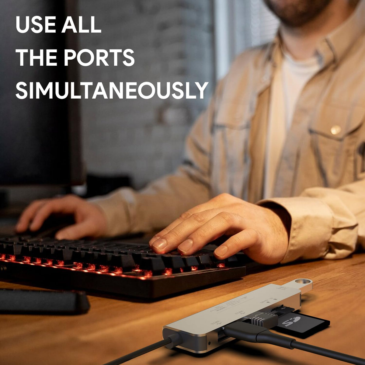 Amkette 5-in-1 USB 3.0 Hub with USB-A+C and Card Reader