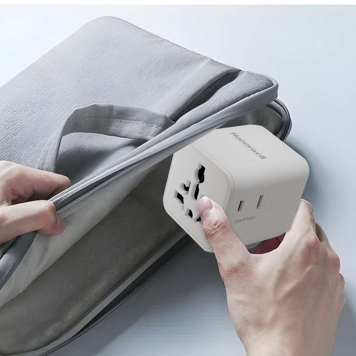 Honeywell World Travel Adapter (Platinum Series)
