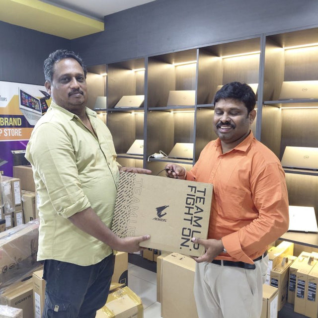 Happy customer at Karthik Computers, Chennai